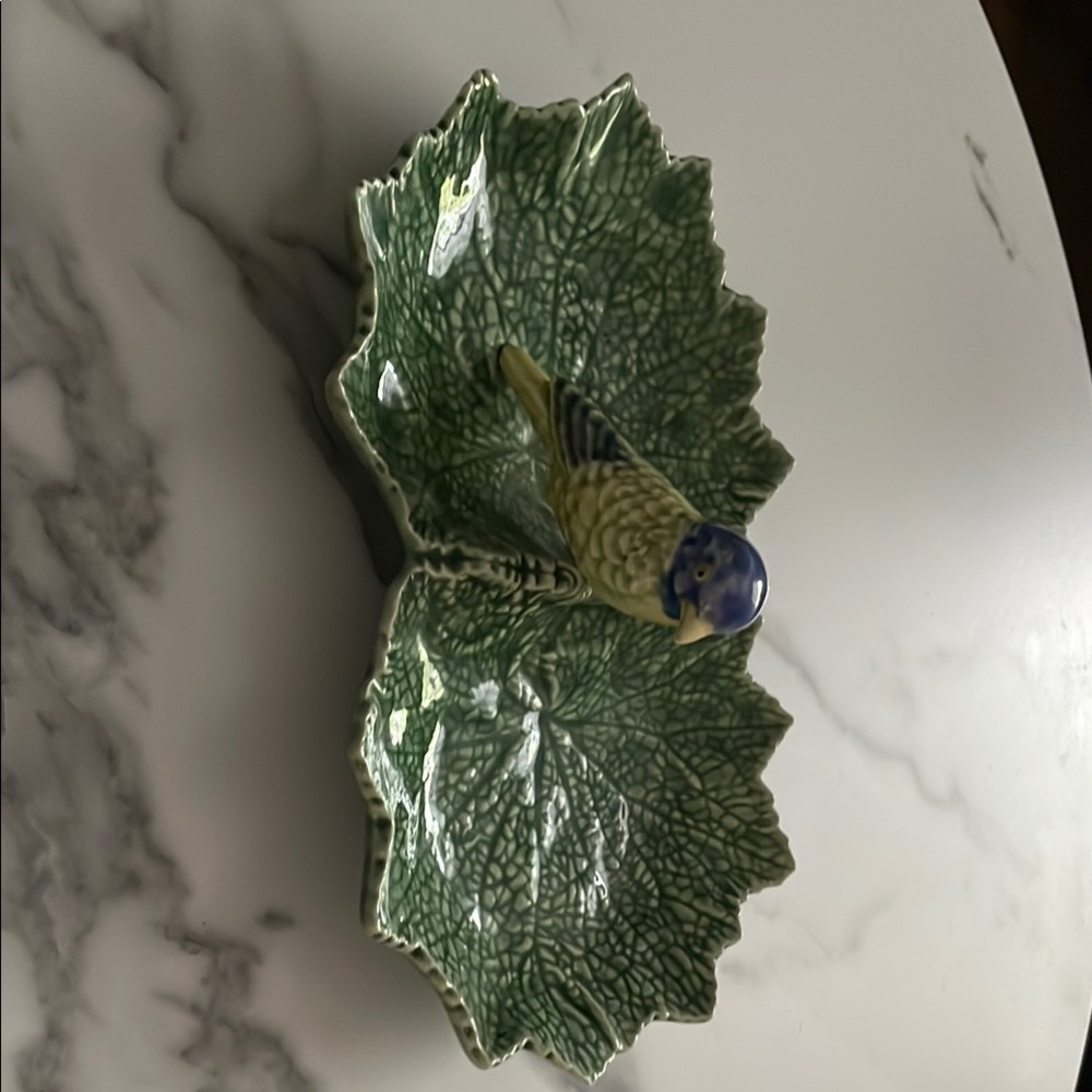 Green Leaf Ceramic Dish with Bird
